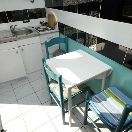 With A Parking Space Stinjan, - 7253 Lägenhet