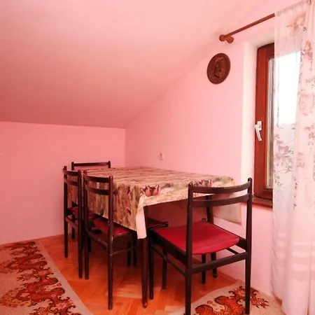 Apartmán With A Parking Space Stinjan, - 7253 *