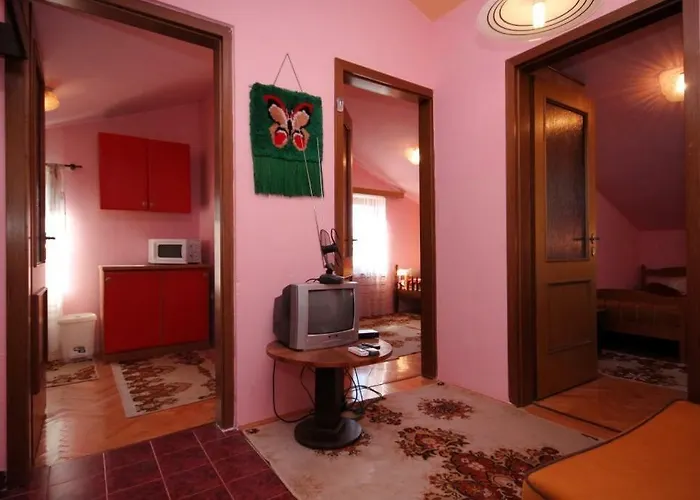 Διαμέρισμα With A Parking Space Stinjan, - 7253 *