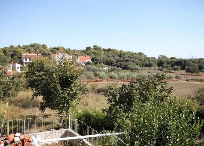 With A Parking Space Stinjan, - 7253 Διαμέρισμα Πούλα